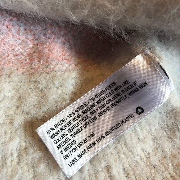 Set- Cat & Jack Sweater 12mnths. Crazy8 pants 12-18 months - Picture 9 of 9